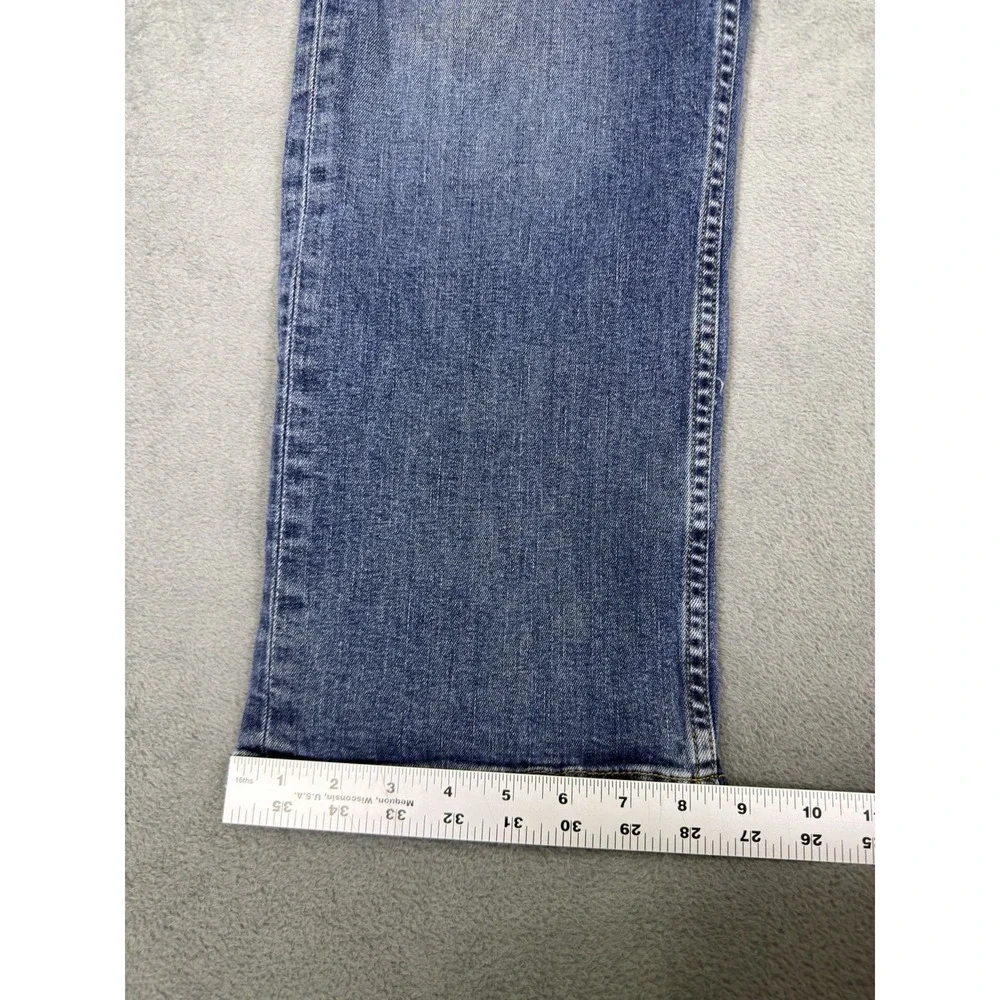 Levis Jeans Mens 38x30 Blue 559 Medium Wash Straight‎ Leg Relaxed Fit American